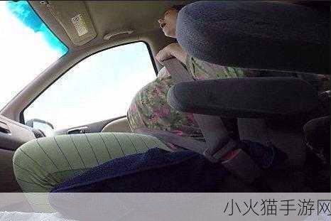 二人生孩子全程不盖被子黄的现象 1.全面揭示：夫妻育儿过程中的温暖与无畏