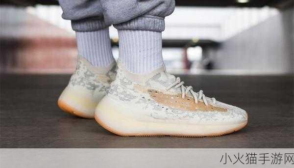 Yeezy380蜜桃粉和白色据传有剧本炒作 “Yeezy 380蜜桃粉与白色：剧本炒作背后的潮流策略揭秘”